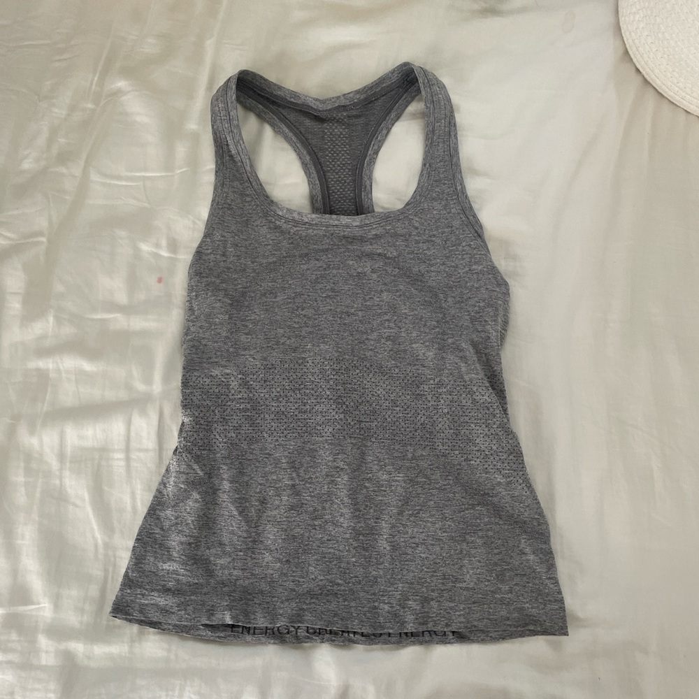 Lululemon swiftly tanktop size 6 like new